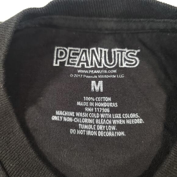 Peanuts Casual Graphic Short Sleeve Crew Neck Shirt Mens Size Medium M Black - Picture 3 of 9